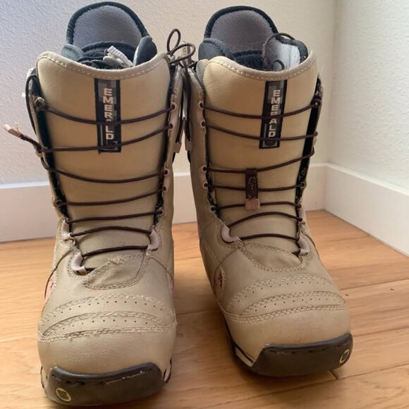 Burton Emerald Women's Snowboard Boots, Size 6 - Picture 1 of 6